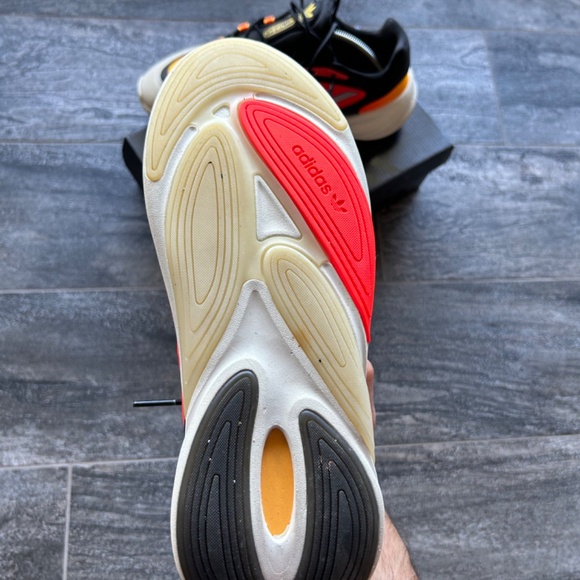 Adidas Ozelia 3 Stripes Yeezy Kanye West Sneakers - Picture 5 of 11